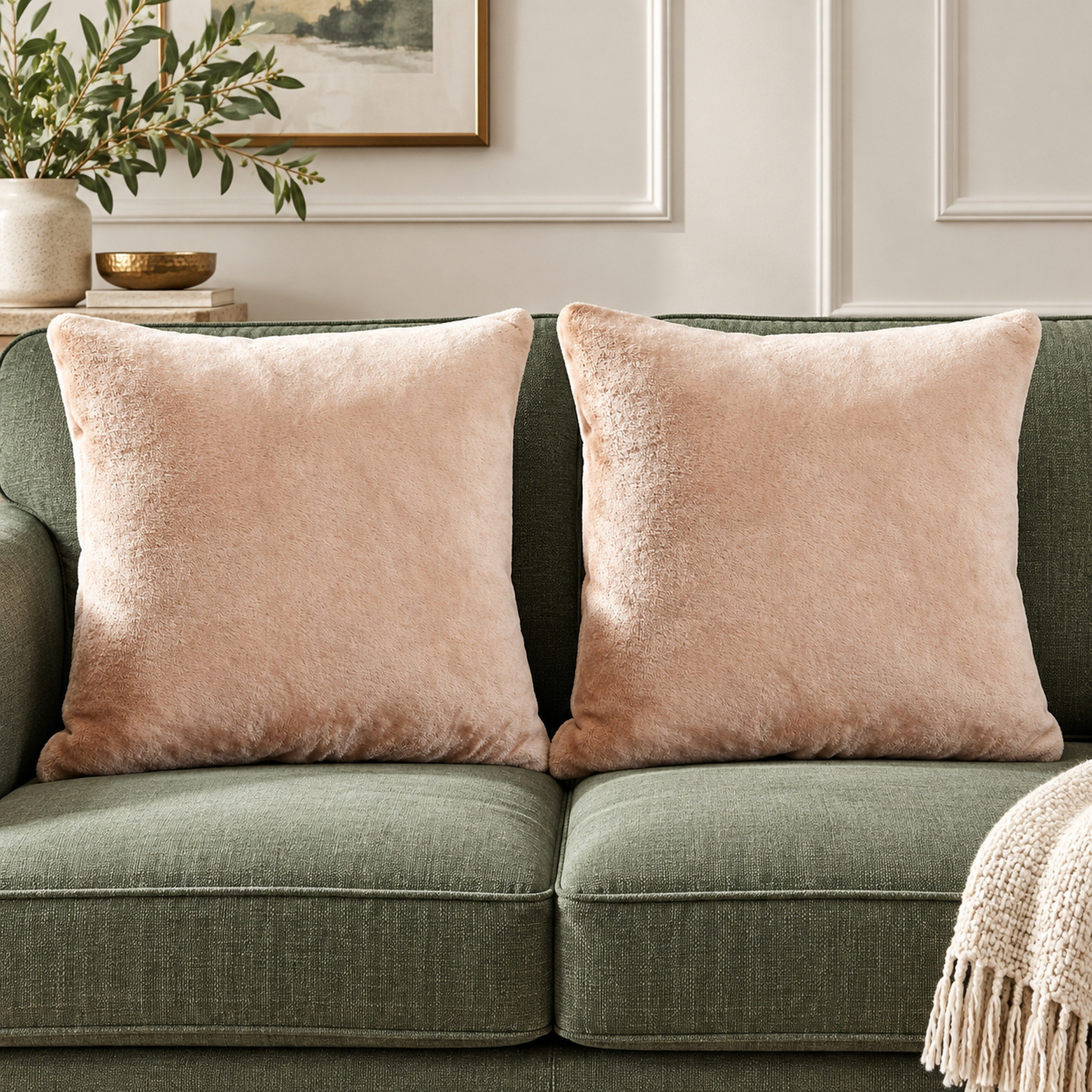 وسادة محشوة من لافيش - طقم من قطعتين-hbxlivingroom-furnishings-cushionsandcovers-filledcushions-image-1