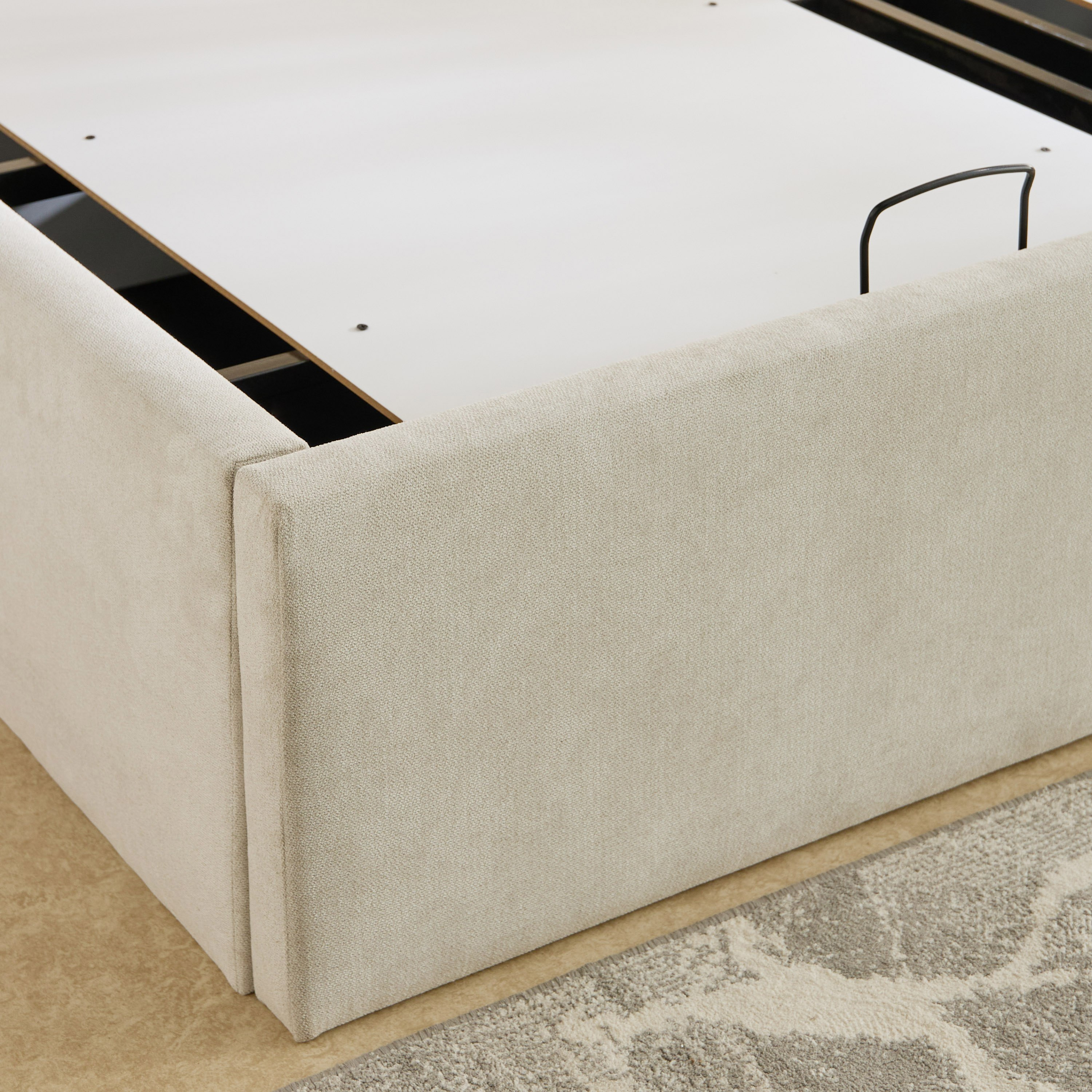 Hampton Carmen Upholstered King Bed -  180x200 cm-hbxfurniture-bedsandbedsets-beds-king-image-5