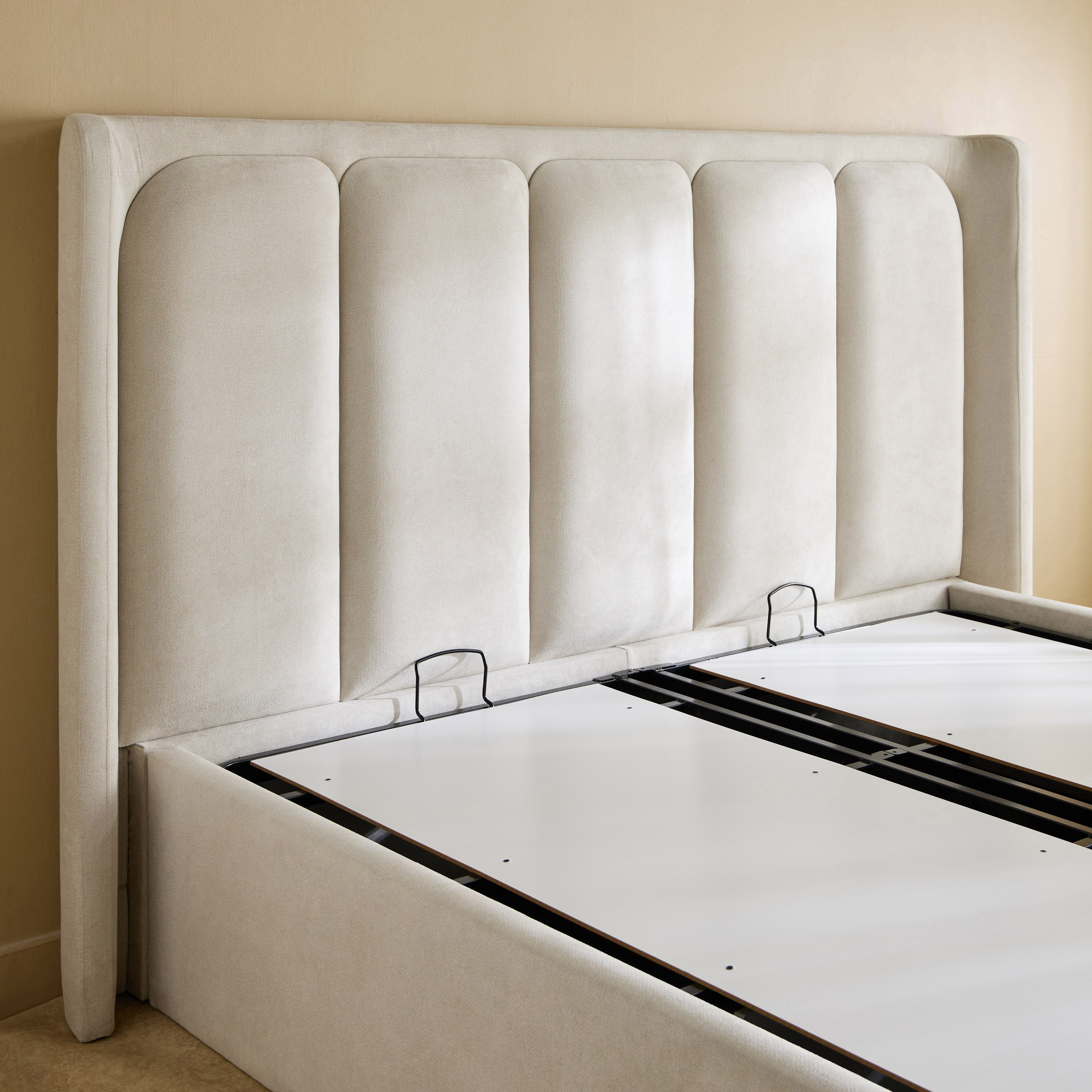 Hampton Cortona Upholstered Queen Bed - 160x200 cm-hbxbedroom-bedsandbedsets-beds-queen-image-5