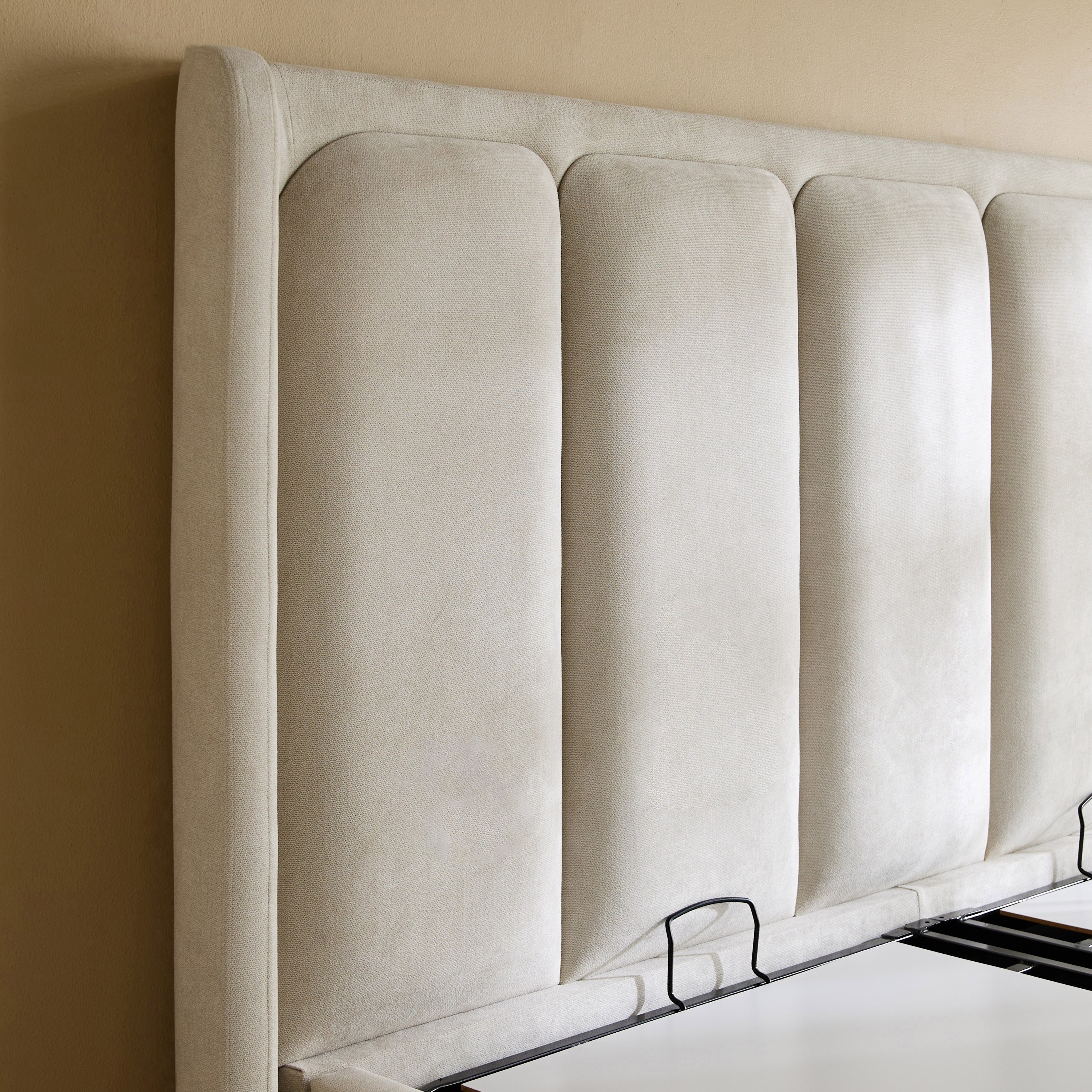 Hampton Cortona Upholstered Queen Bed - 160x200 cm-hbxbedroom-bedsandbedsets-beds-queen-image-6
