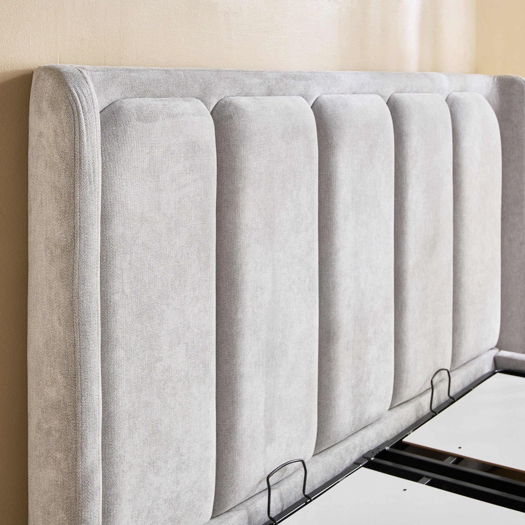 Hampton Cortona Upholstered King Bed - 180x200 cm-hbxfurniture-bedsandbedsets-beds-king-image-5