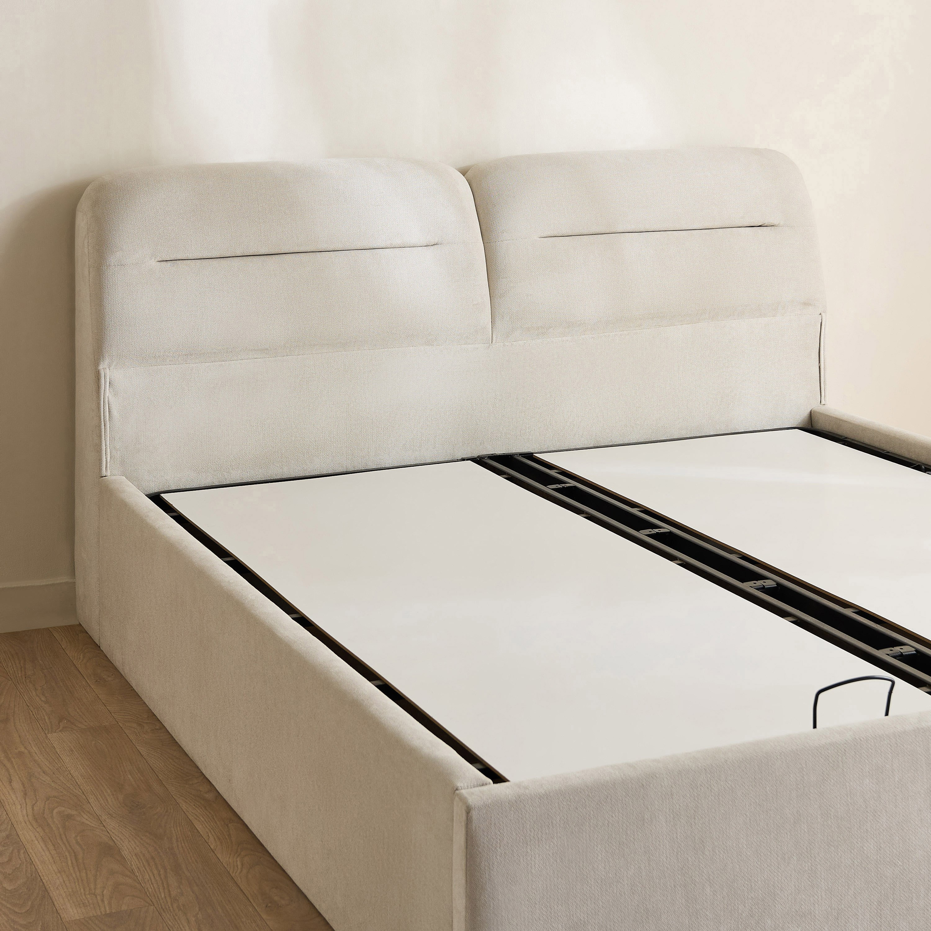 Hampton Triana Upholstered Queen Bed - 160x200 cm-hbxbedroom-bedsandbedsets-beds-queen-image-2