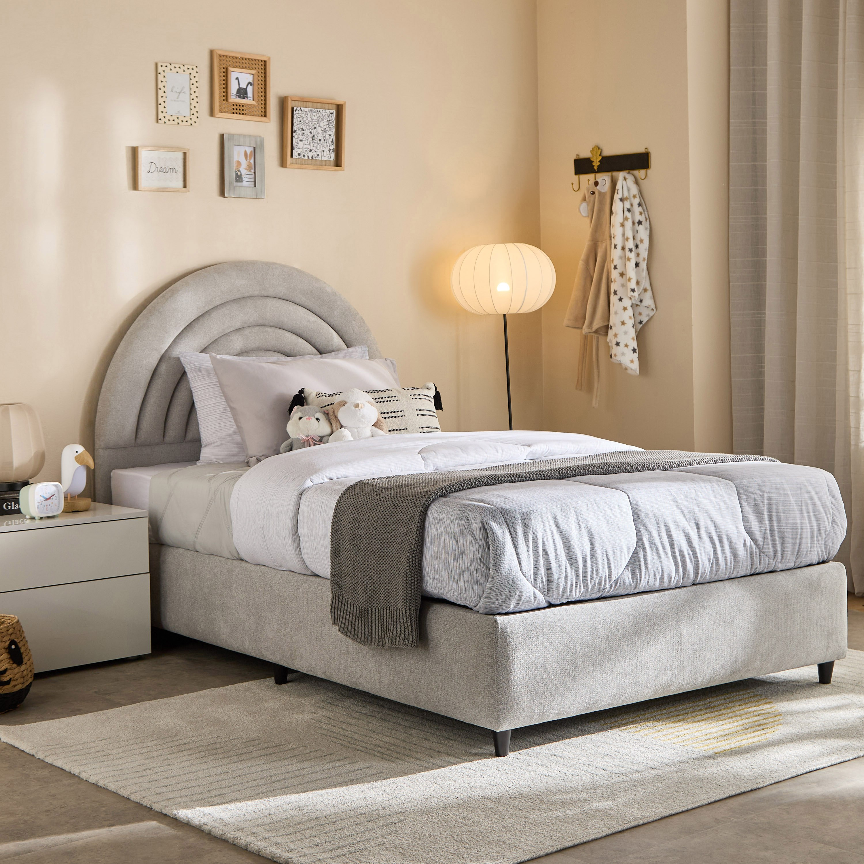 Ivory Crescent Upholstered Single Bed - 90x200 cm-hbxkidsandyouth-bedsandbedsets-beds-single-image-1