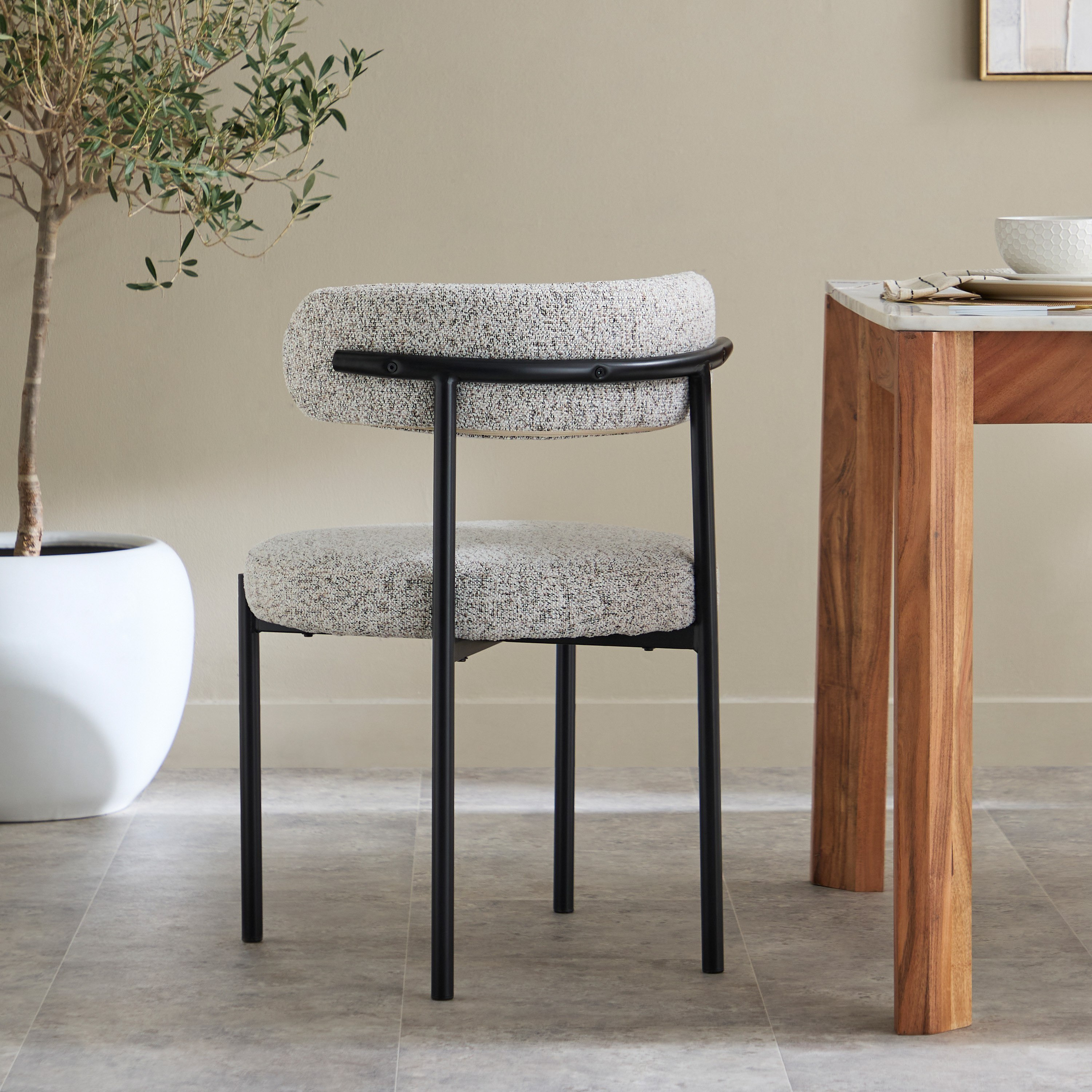 Vendra Blake Midtown 6-Seater Genuine Marble Top Dining Set-hbxfurniture-diningtablesandsets-diningsets-sixseater-image-7