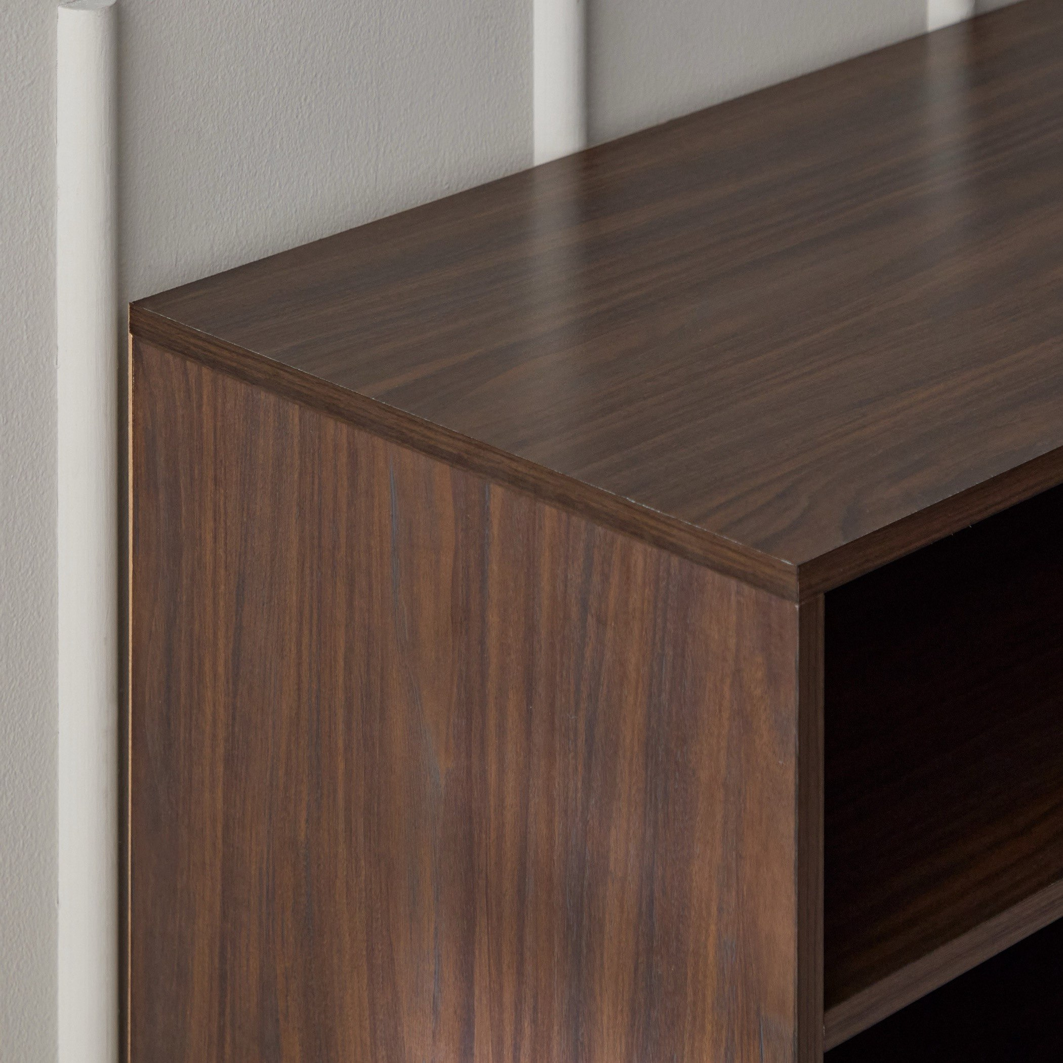وحدة تلفزيون مرتفعة 1.2 متر بباب للأجهزة حتى 50 بوصة من موفو فيغاس-hbxlivingroom-mediaunitsandstorage-tvunits-image-6