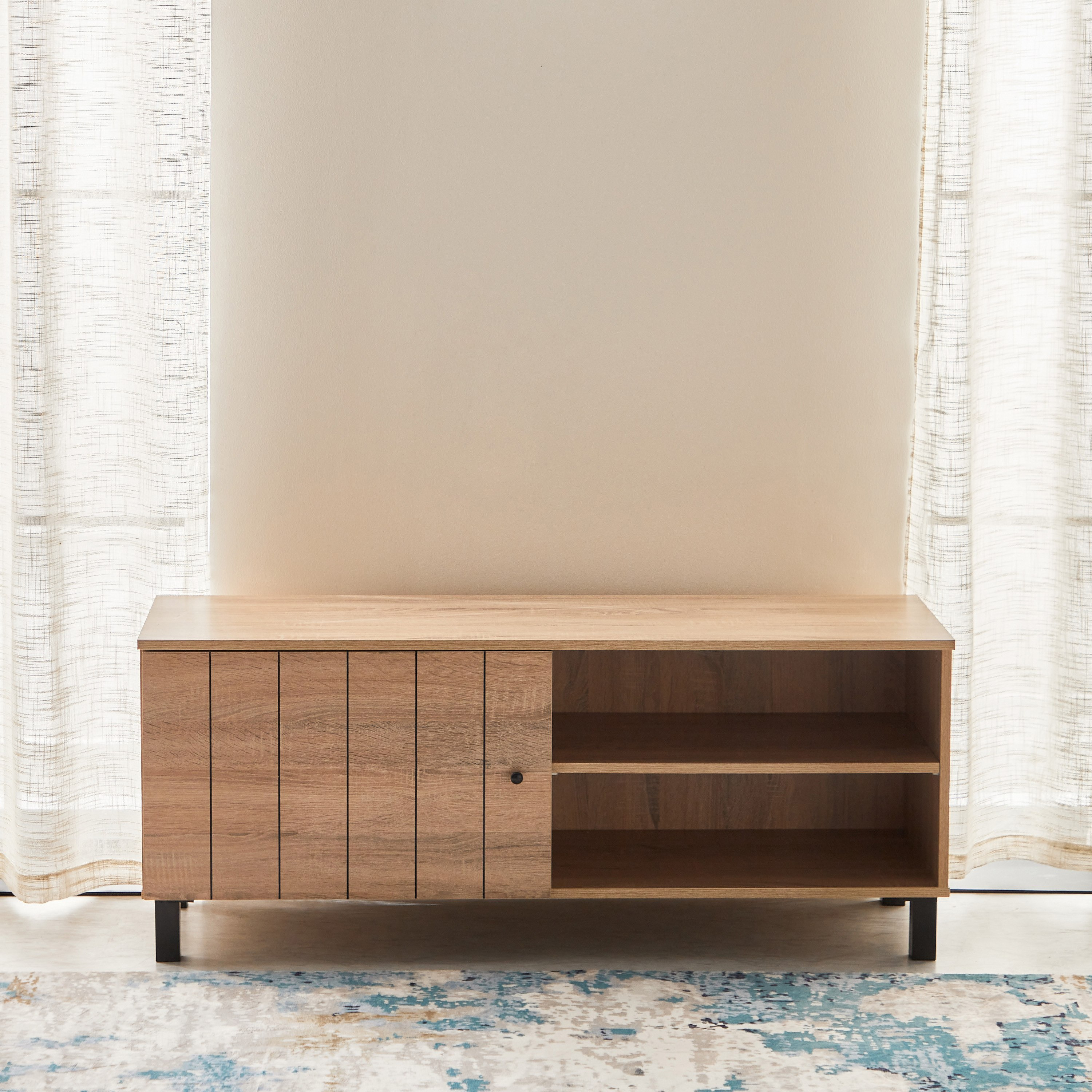 وحدة تلفزيون 1.2 متر للتلفزيونات حتى 50 بوصة من موفو إدموند-hbxlivingroom-mediaunitsandstorage-tvunits-image-4