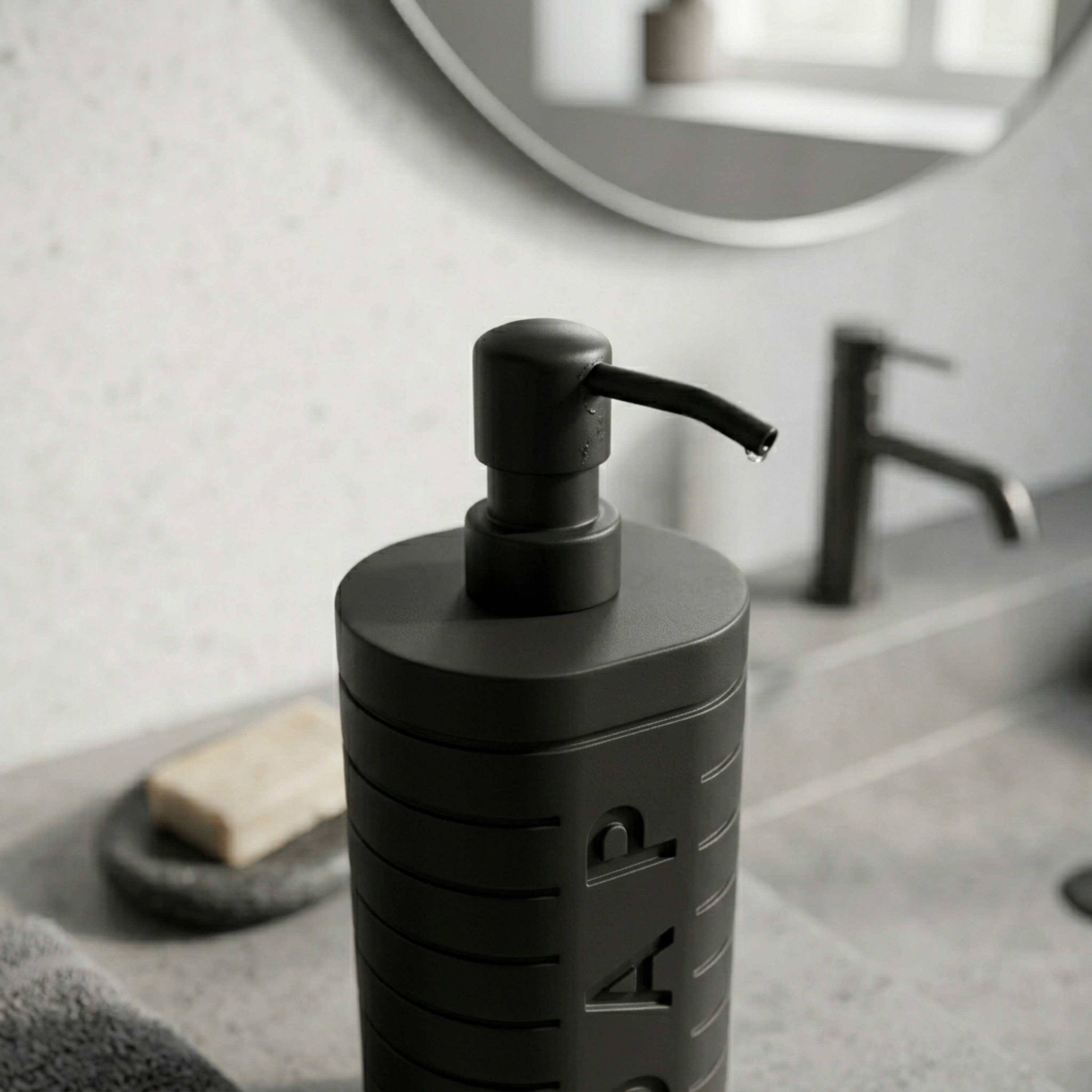 طقم موزع صابون راتنج 3 قطع من أمبر-hbxbathroom-bathaccessories-bathroomsets-image-3