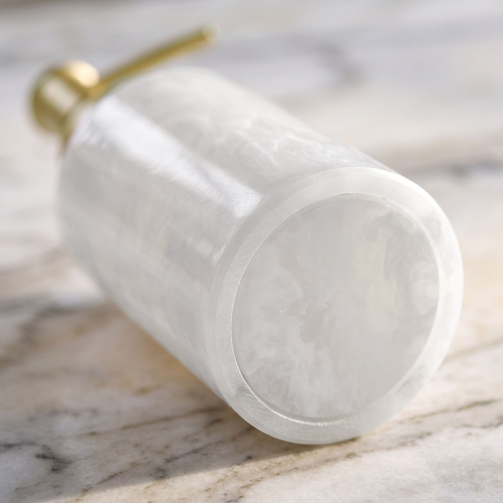 طقم إكسسوارات حمام راتنج 3 قطع من بيرل-hbxbathroom-bathaccessories-bathroomsets-image-4