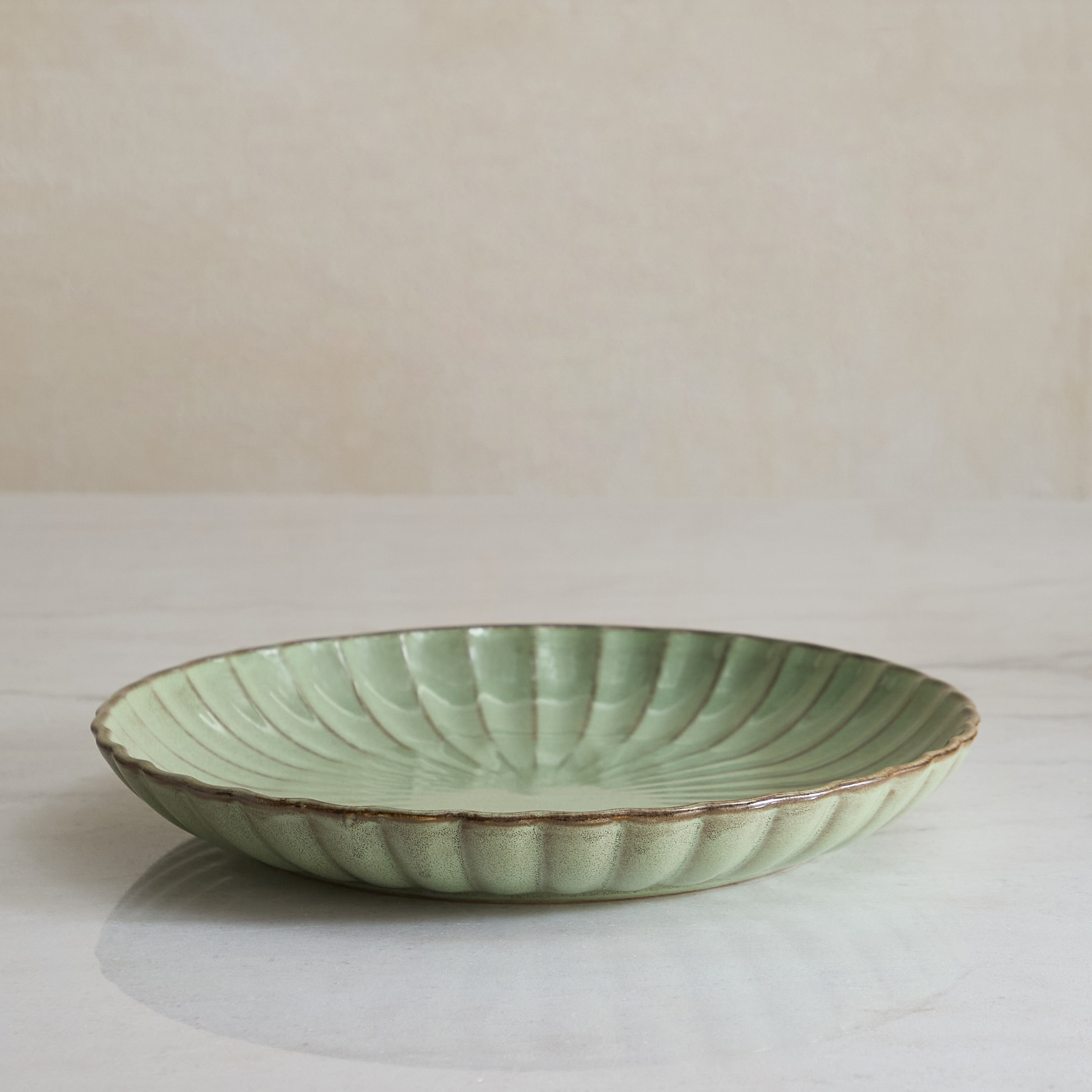 Siam Scallop 18-Piece Dinner Set - Serves 6-hbxdiningroom-tabletop-dinnersets-image-2